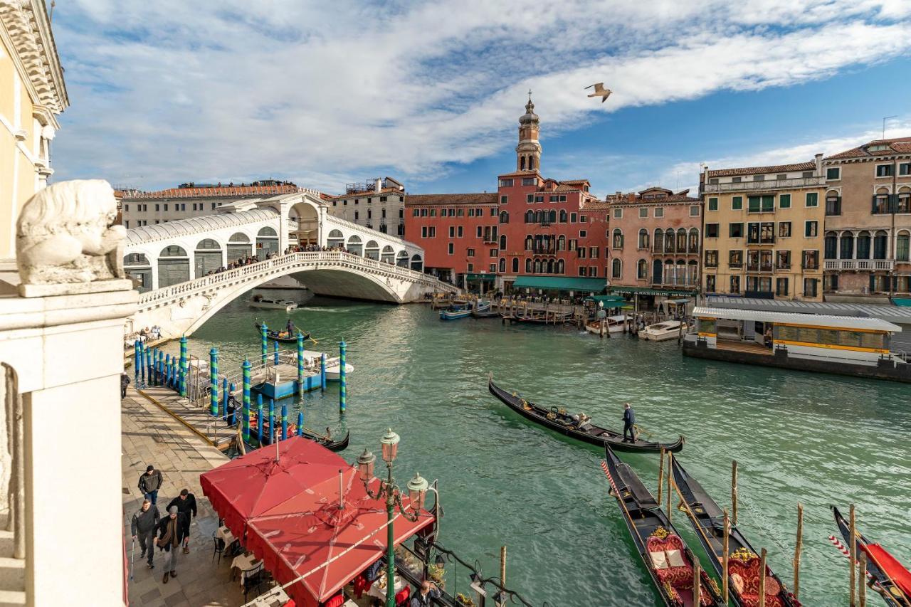 Rialto Grand Canal By Wonderful Italy Venesia Bagian luar foto